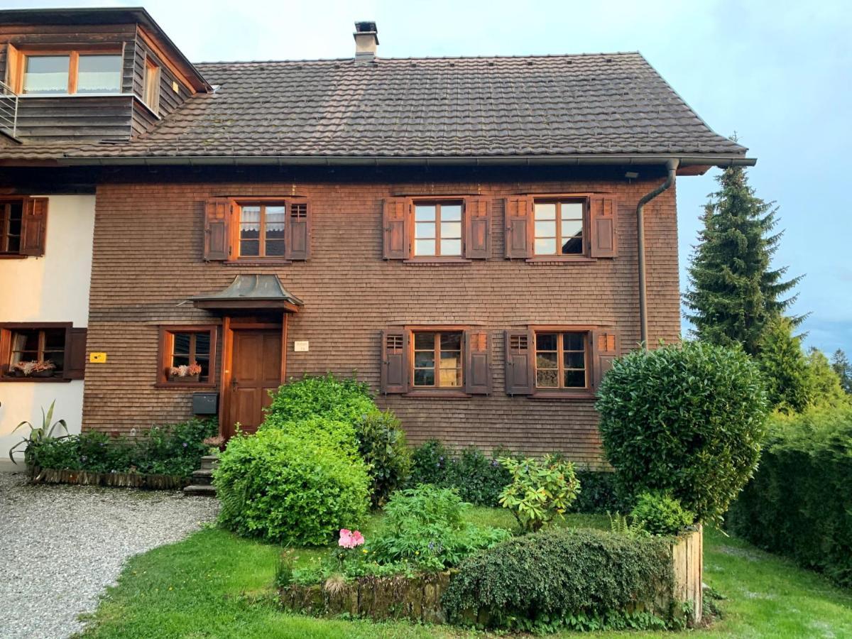 Bauernhaus Am Pfaenderhang Mit Seeblick 로하우 외부 사진
