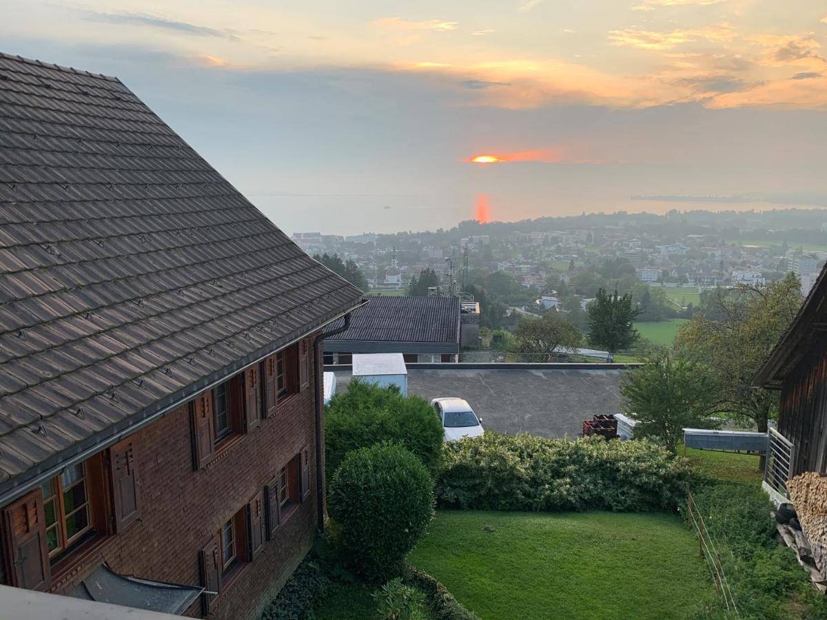 Bauernhaus Am Pfaenderhang Mit Seeblick 로하우 외부 사진